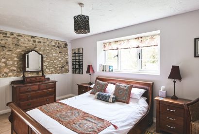 The bedroom at Harcombe Cottage, Devon