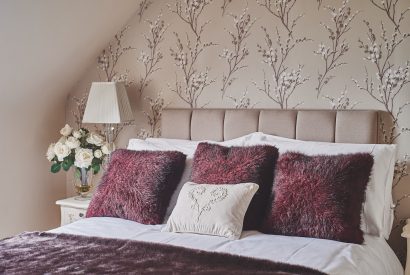 The bedroom at Horseshoe House, Peak District