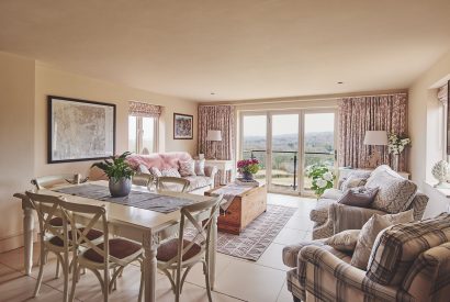 The dining and living area at Horseshoe House, Peak District
