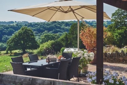 The outdoor dining area at Horseshoe House, Peak District