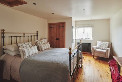 A bedroom at Woodpecker Loft, Peak District