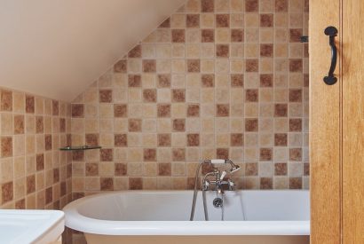 A bathroom at Curlew Cottage, Peak District