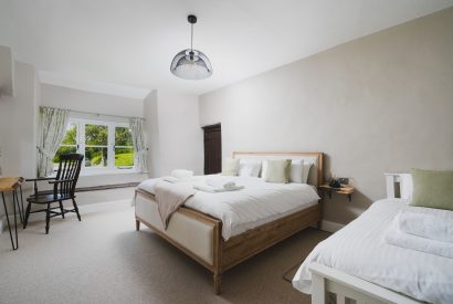 A bedroom at Holwell Farmhouse, Devon