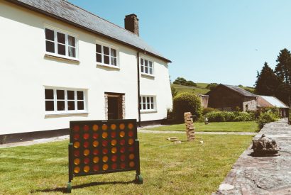 The exterior of Holwell Farmhouse, Devon