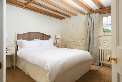 A double bedroom at Honeycrisp Barn, Cornwall