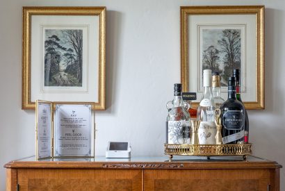 The honesty bar at Fig Tree Cottage, Cotswolds