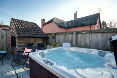 The hot tub at Grindle Cottage, Devon