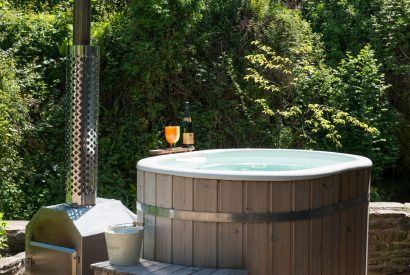 The hot tub at The Old Mill, Worcestershire
