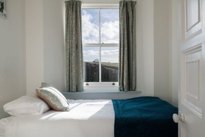 A single bedroom at Kittiwake House, Devon