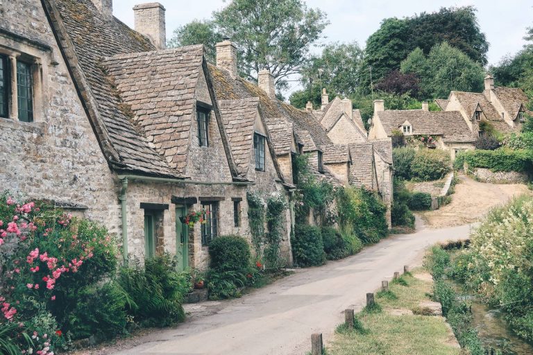 A row of Cotswolds cottages in Bibury