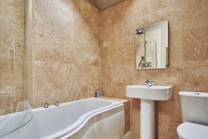 A bathroom at Limestone Barn, Peak District