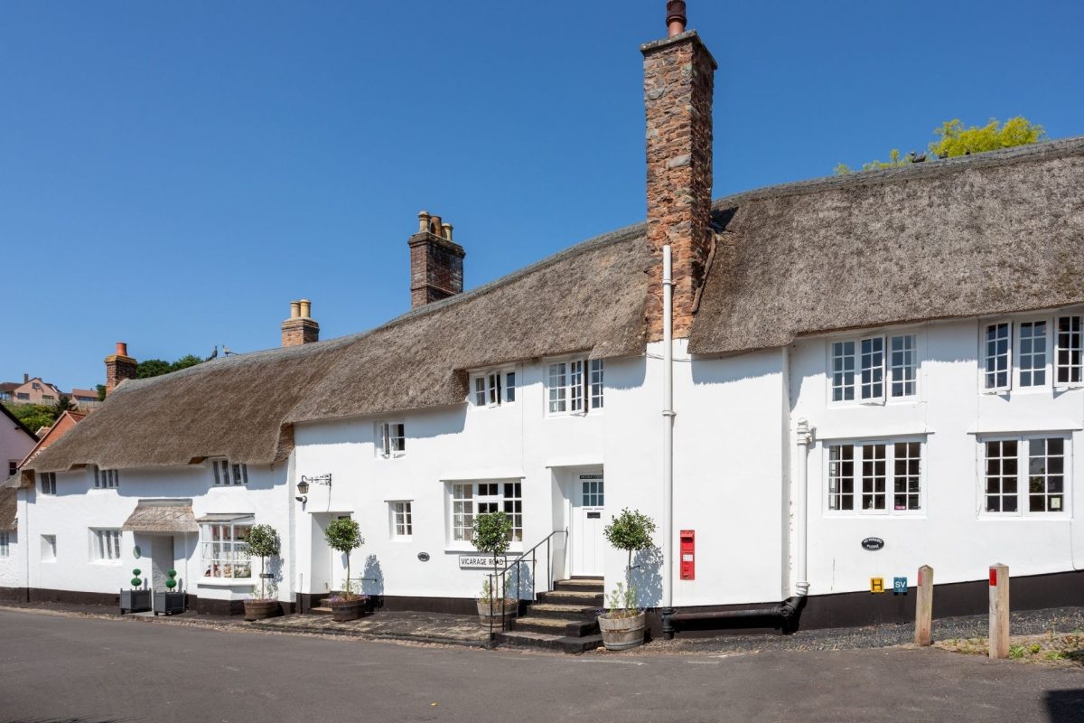 The exterior of Thatch Corner, Somerset