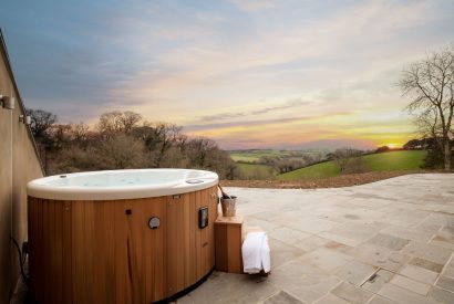 The hot tub at Serenity Retreat, Devon