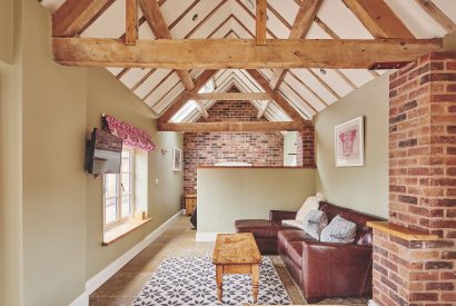 The living room at The Dairy Barn, Worcestershire 