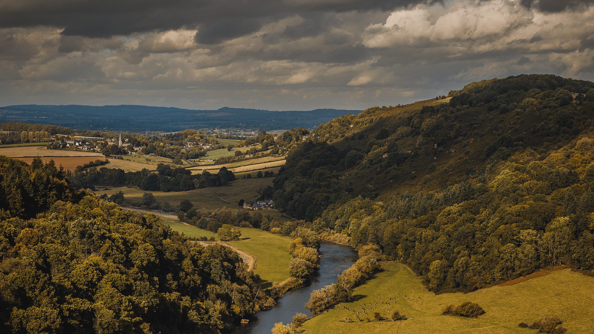 The River Wye and the village of Goodrich, as seen from Symonds Yat Rock, Gloucestershire and Herefordshire, England.