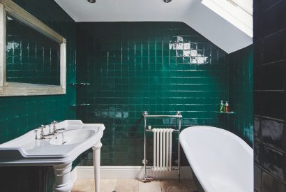 A bathroom at Heron House, Peak District