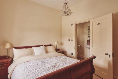 A double bedroom at Alpaca House, Sussex