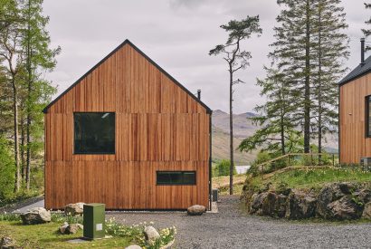 The exterior of Munro Cabin, Loch Lomond