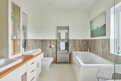 A bathroom at Beach Manor, West Sussex