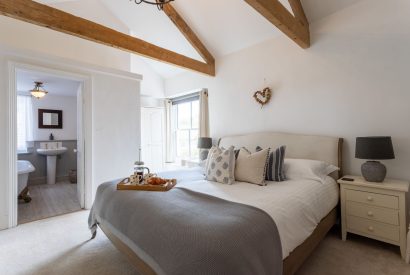 A bedroom at Cawsand Coastal Retreat, Cornwall