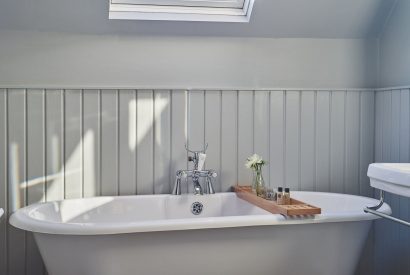 The bath tub at Ember Cottage, Cotswolds