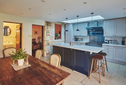The open plan kitchen and dining area at Ember Cottage, Cotswolds