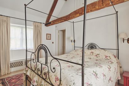 A double bedroom at Milton Cottage, Cotswolds