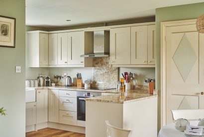 The kitchen at Byron Cottage, Cotswolds