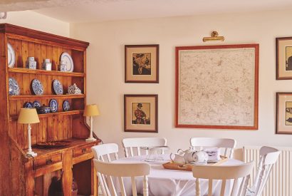 The dining room at Barrett-Browning Cottage, Cotswolds