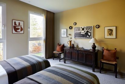 A twin bedroom at The Reserve, Cotswolds