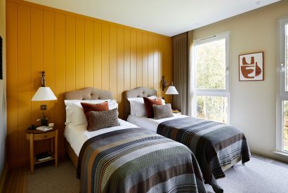 A twin bedroom at The Reserve, Cotswolds