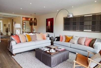 The living room at Alder Grand Suite, Cotswolds