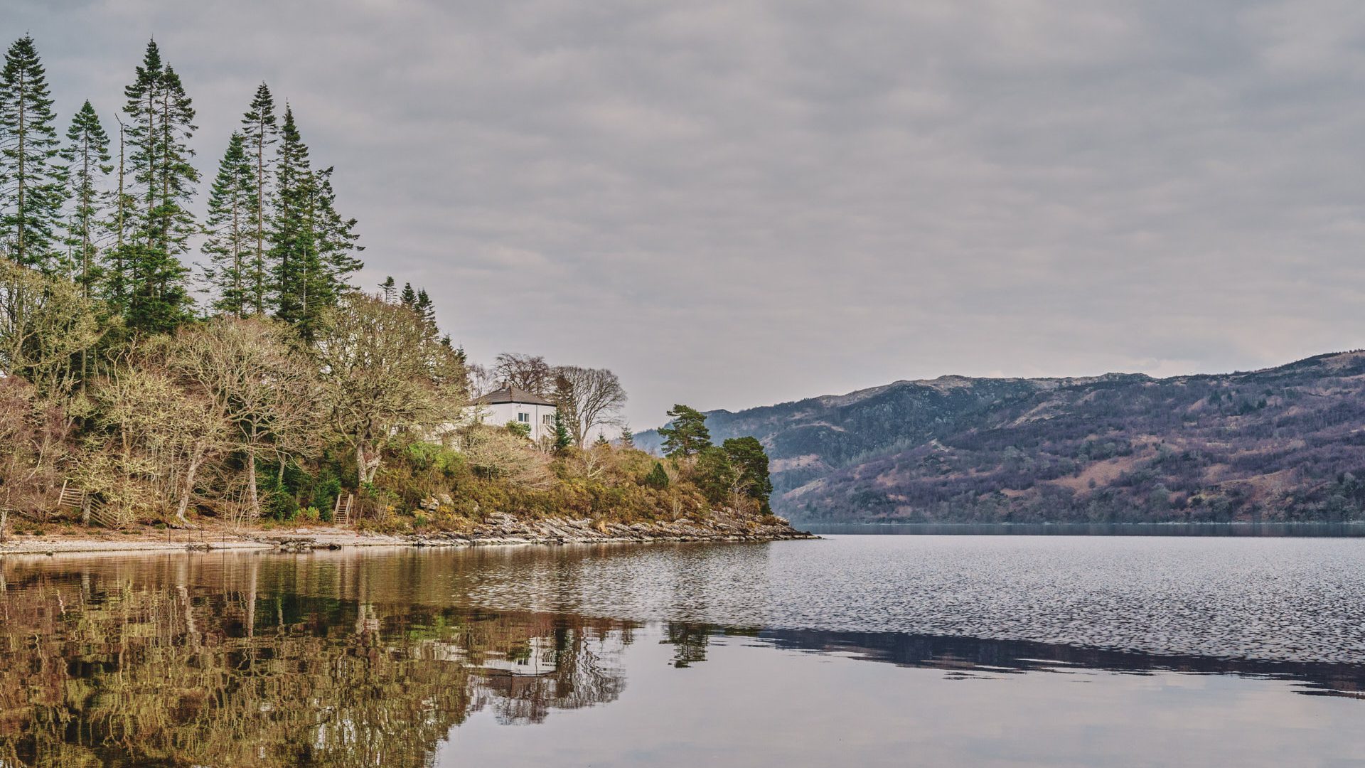Loch Ness Mansion, Scotland