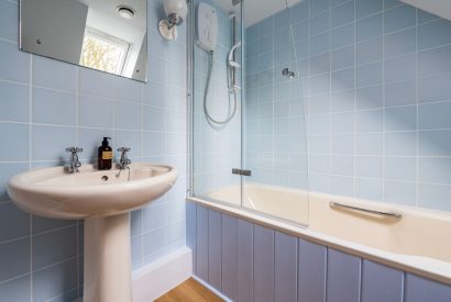 A bathroom at Woodpecker, Devon