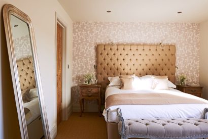 A double bedroom at Turtle Dove Retreat, Herefordshire