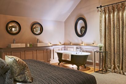 Roll top bath at Turtle Dove Retreat, Herefordshire