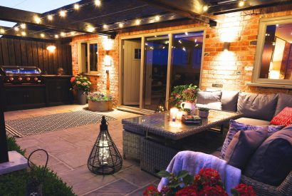 The outdoor patio at The Carriage House, Cotswolds