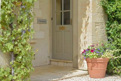 The entrance at Byron Cottage, Cotswolds