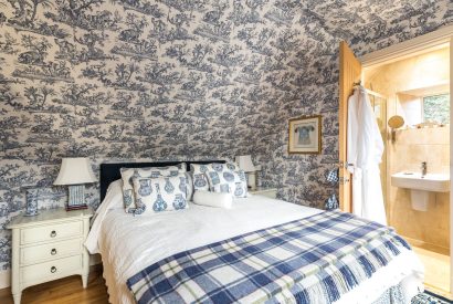 A bedroom at Douglas Retreat, Edinburgh