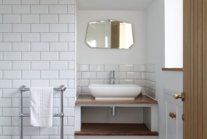 A bathroom at Riverside View, Chiltern Hills