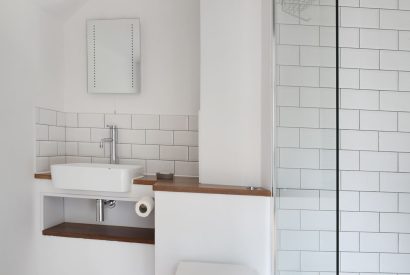 A bathroom at Riverside View, Chiltern Hills