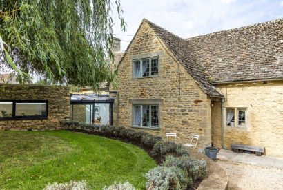 The exterior at Willow Cottage, Cotswolds