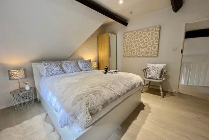 A double bedroom at Willow Cottage, Cotswolds