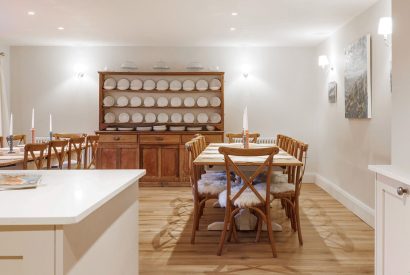 The kiktchen dining area at Leonard House, the Cotswolds