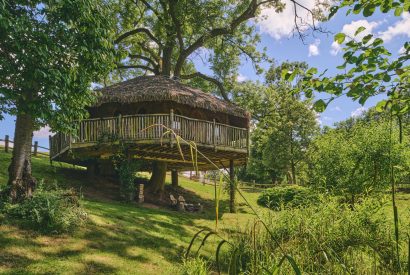 The outdoor space at Stargazer, Malvern Hills