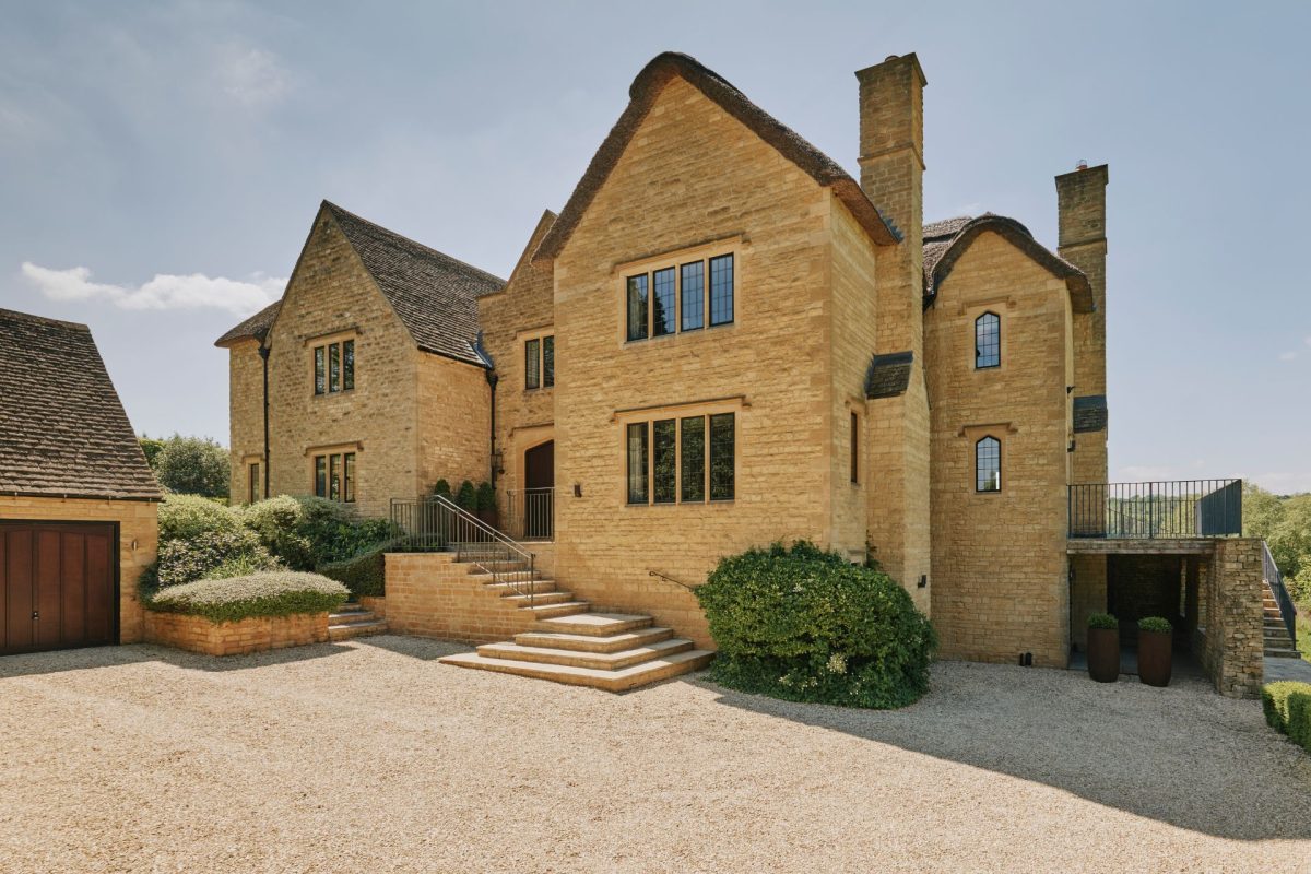 The exterior at Chipping House, Cotswolds