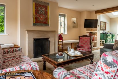 A sitting room at Cotswold Retreat, Cotswolds