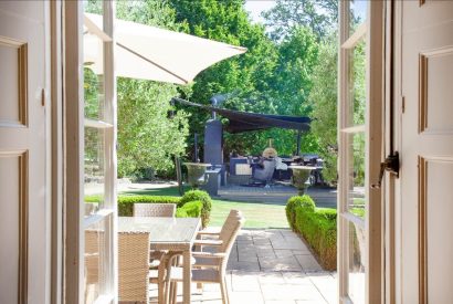 Outdoor dining at Meadfoot Manor, Torquay, Devon