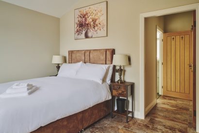 A double bedroom at Rye Top Farm, Uppermill, Peak District