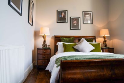 A king size bedroom at Meadfoot Manor, Torquay, Devon